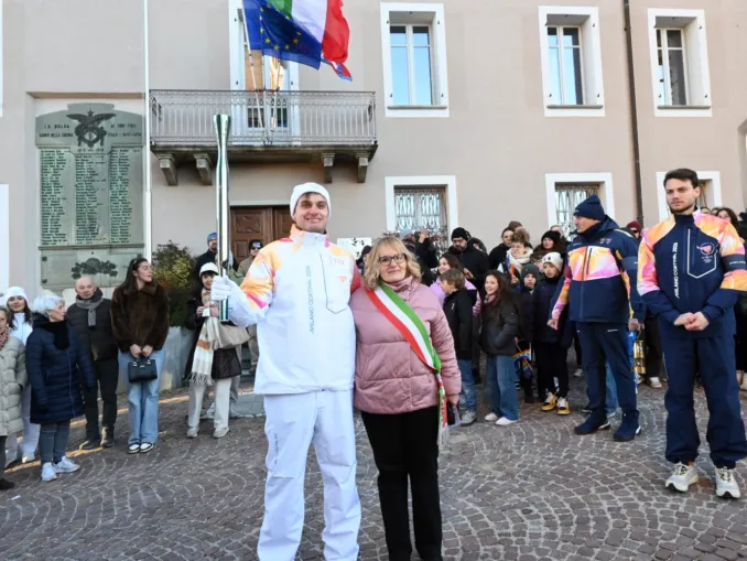 Il viaggio della fiamma / Anche La Morra illuminata dal fuoco simbolo dei Giochi 4