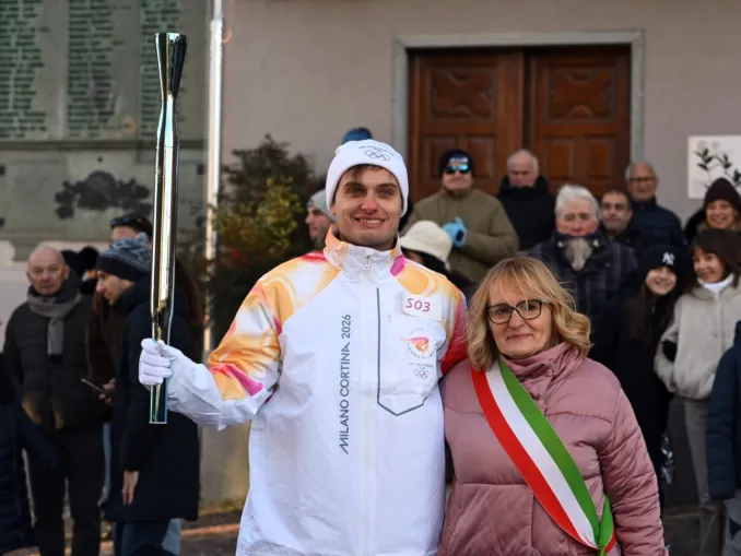 Il viaggio della fiamma / Anche La Morra illuminata dal fuoco che è simbolo dei Giochi 3