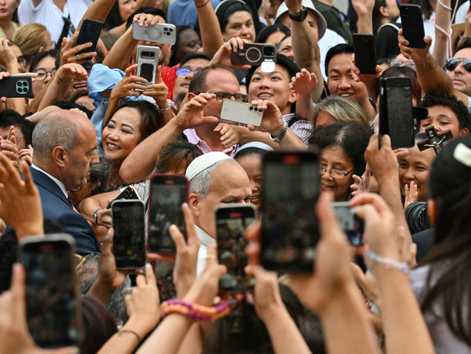 La sfida sull’intelligenza artificiale non è tecnologica, ma antropologica: il messaggio del Papa per le comunicazioni sociali