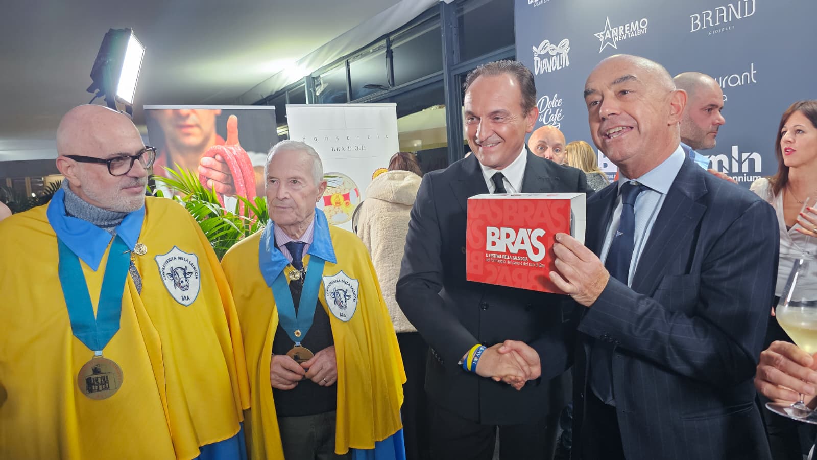 Il festival della salsiccia Bra's &egrave; sbarcato a Sanremo [foto] 11