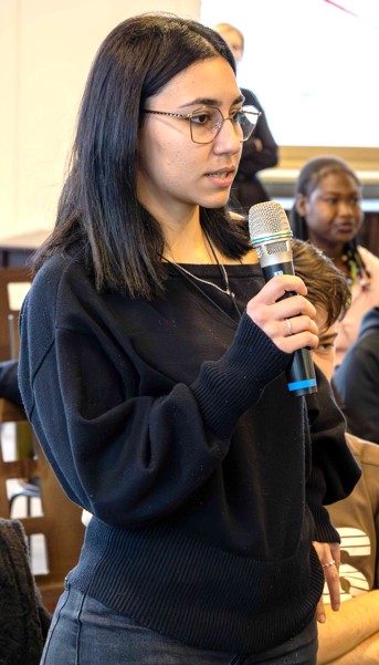 Giuseppe Braida, fondatore di Nutkao, presenta “Anna e il cioccolato” agli studenti di Alba Accademia Alberghiera 6