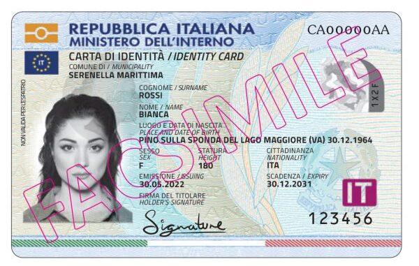 Carta d&rsquo;identit&agrave; cartacea addio: marted&igrave; extra ad Alba