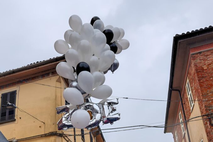 Nizza Monferrato, l&rsquo;addio a Zoe tra musica e silenzio 1