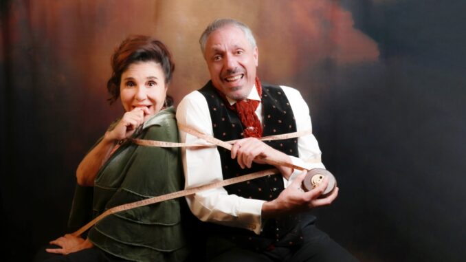 Max Pisu porta Feydeau ad Alba: risate al Sociale