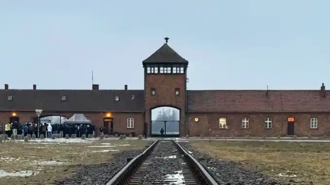 Viaggio della Memoria: 466 studenti delle superiori albesi ad Auschwitz e Cracovia 2
