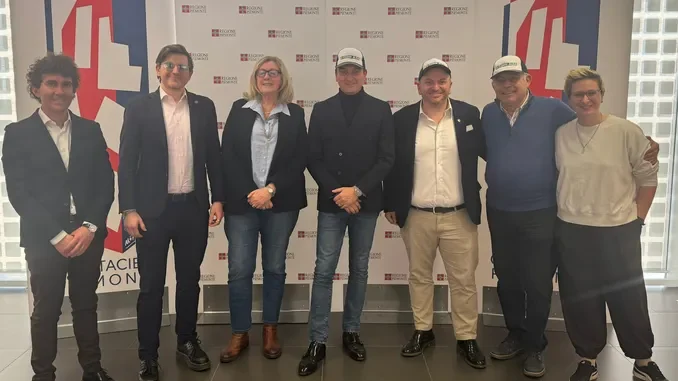 Per i 50 anni di attivit&agrave; Radio Alba riceve un premio dal presidente del Piemonte Alberto Cirio