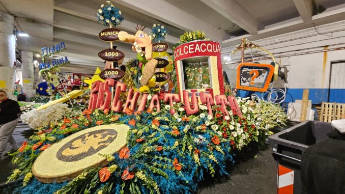 Quando la citt&agrave; dorme, sbocciano i carri: la magia notturna di Sanremo