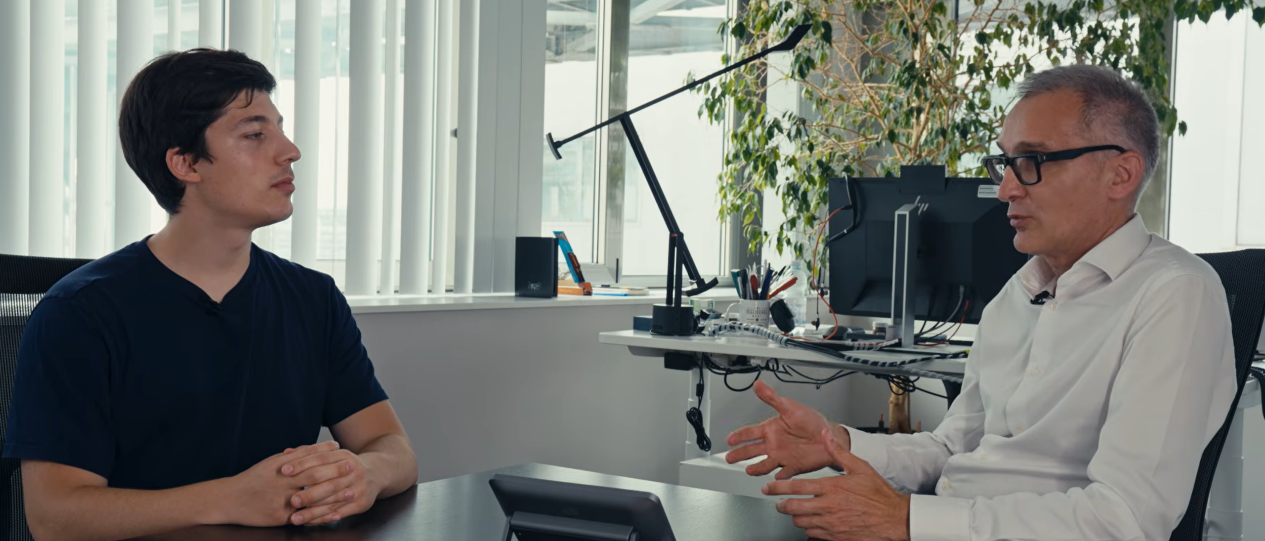 Uno youtuber italiano racconta per la prima volta Ferrero dall'interno <p data-wpview-marker=