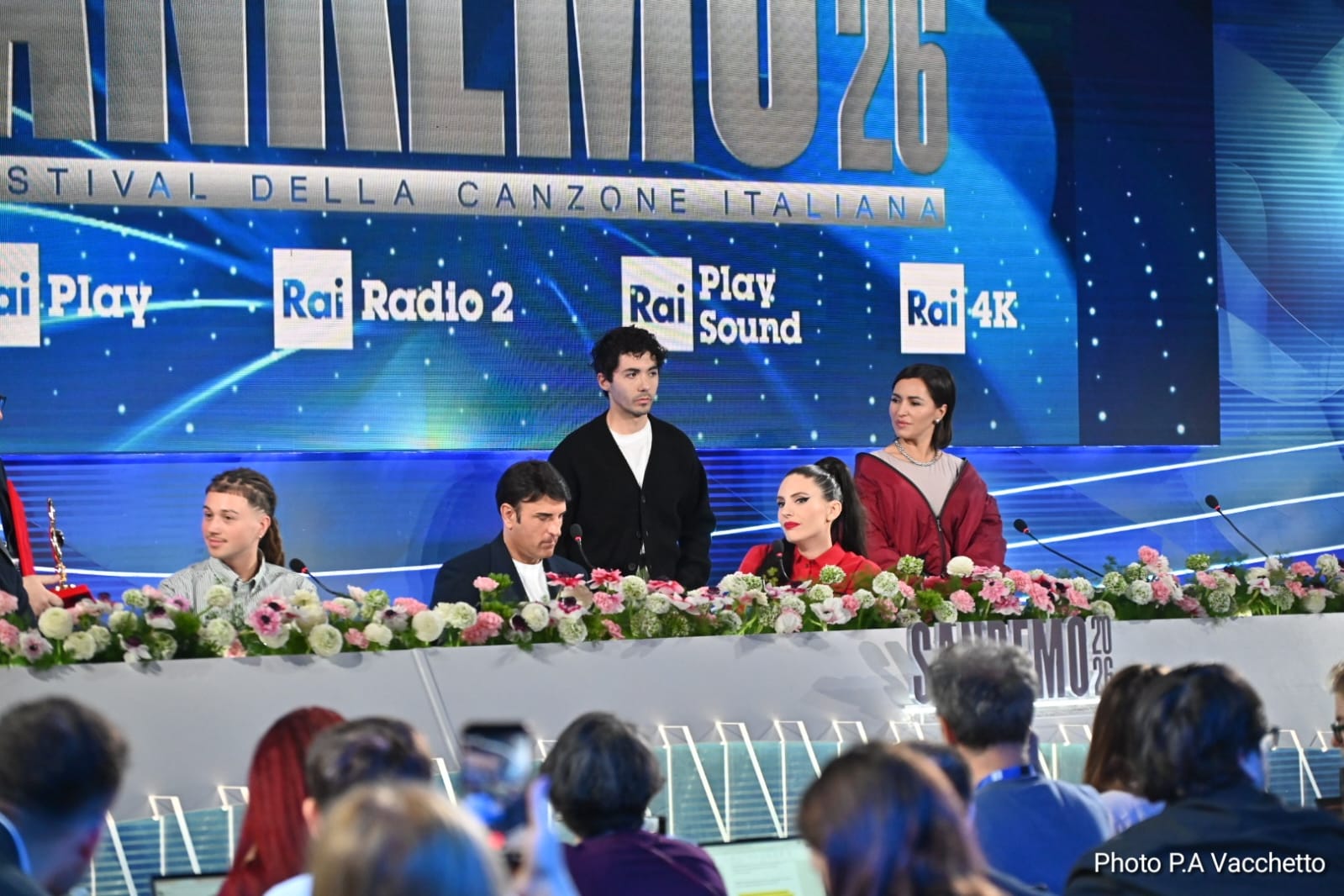 Conferenza stampa finale al Roof dell’Ariston: bilanci, emozioni e numeri record 14