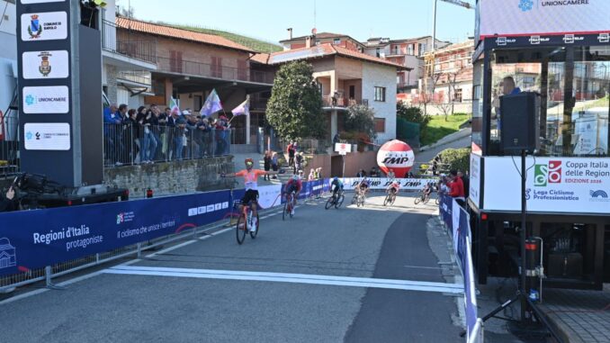 Il francese Laurance conquista la Barbaresco-Barolo davanti a Schmid e Ulissi