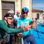Ciclismo / Oggi la tappa Barbaresco-Barolo apre la Coppi e Bartali. Doppio passaggio (con chiusura strade) ad Alba 1