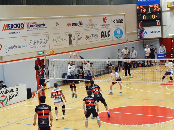 Pallavolo / Serie D maschile - Mercatò Alba sbatte contro il Chisola 2