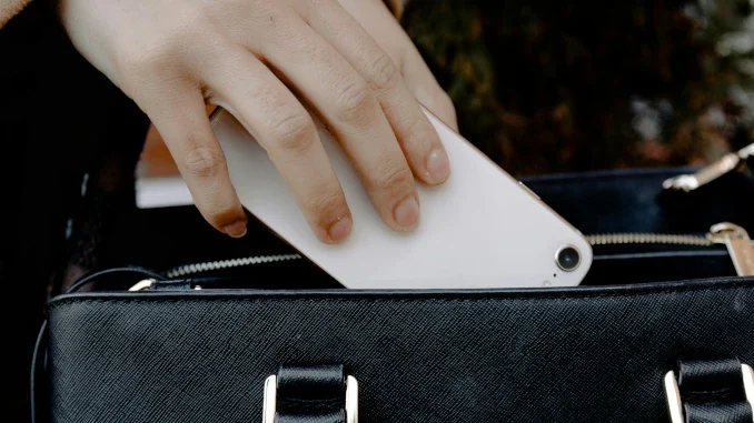 Tentata estorsione e ricettazione la sera di San Valentino ma all'appuntamento ci vanno i Carabinieri