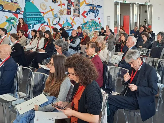 pubblico conferenza stampa