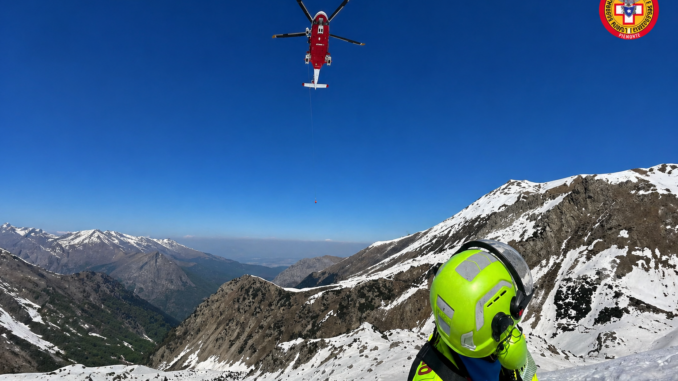 Volo di 150 metri sul ghiaccio: scialpinista salvato per miracolo sul Marguareis