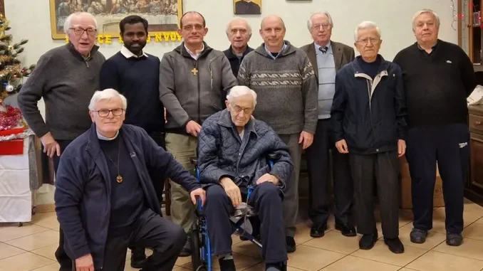 Il braidese don Livio Sola festeggia i 50 anni di professione religiosa assieme ai Salesiani