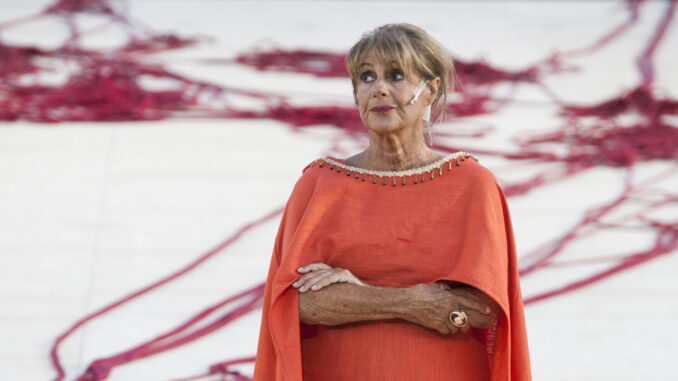 Alba: Lella Costa &egrave; Lisistrata al Teatro Sociale