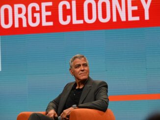 George Clooney a Cuneo: «Ragazzi, difendete la verità, aiutate i più deboli e non vivete nel rimpianto» 7