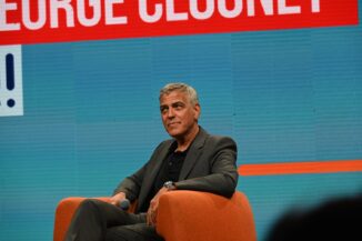 George Clooney a Cuneo: «Ragazzi, difendete la verità, aiutate i più deboli e non vivete nel rimpianto» 6
