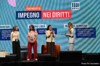 George Clooney a Cuneo: «Ragazzi, difendete la verità, aiutate i più deboli e non vivete nel rimpianto» 1