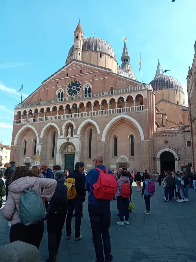 Sulle orme del santo: il viaggio della parrocchia di Boschetto e Madonna del Pilone 2