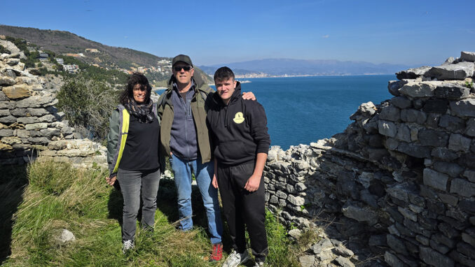 Le api della Valle Uzzone creano a Bergeggi il Miele del mare 3