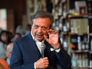 Dialoghi e ironia alla fondazione Mirafiore / Piero Chiambretti: &laquo;L&rsquo;intervista &egrave; un combattimento&raquo; 6