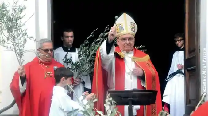 Gli auguri pasquali del vescovo Marco: «In Cristo sta la vera pace»