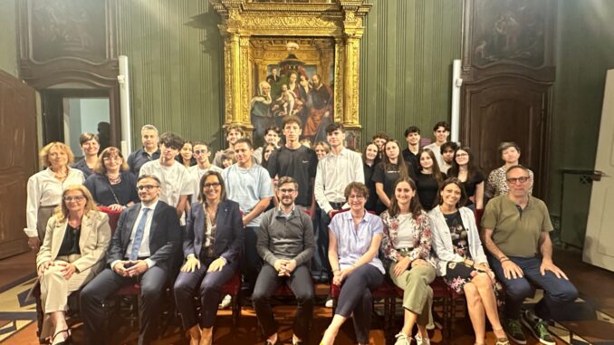 Alba: studenti dell&rsquo;Einaudi premiati per una legge sul carcere