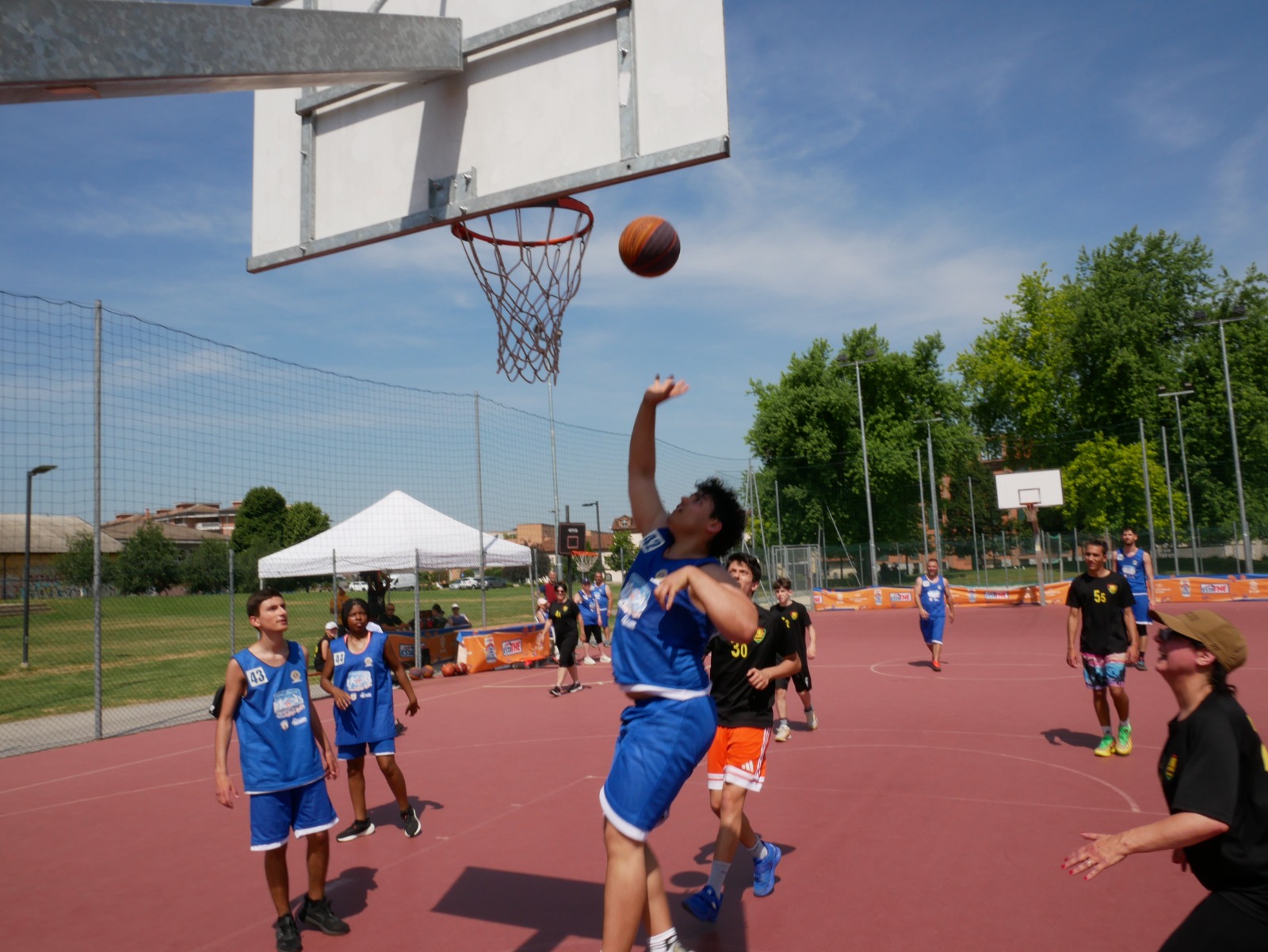 Alba: lo street basket invade il centro 2