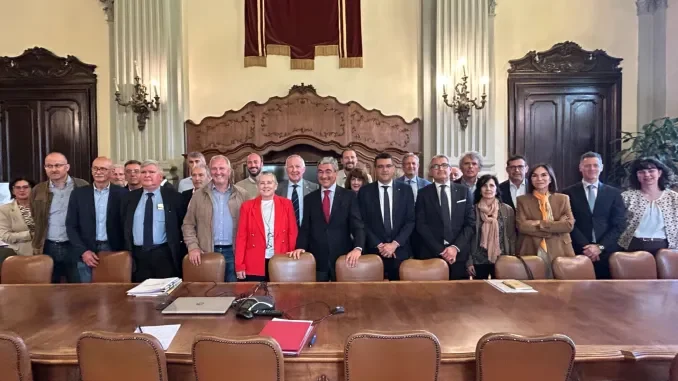 Accoglienza dei lavoratori stagionali: firmato in Prefettura a Cuneo il protocollo per la stagione 2026