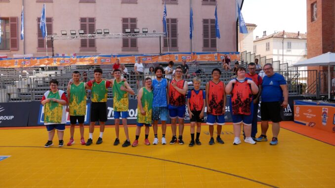 Alba: lo street basket invade il centro