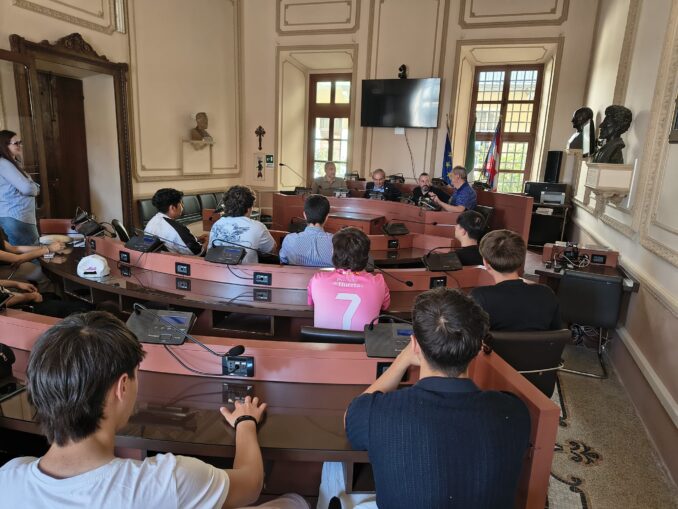 STUDENTI SPAGNOLI IN MUNICIPIO 1