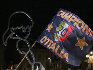 Scudetto all'Inter: anche ad Alba i tifosi sono scesi in piazza [foto e video] 7