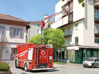 Fiamme in un appartamento di Alba, i Vigili del fuoco intervengono in corso Langhe 1