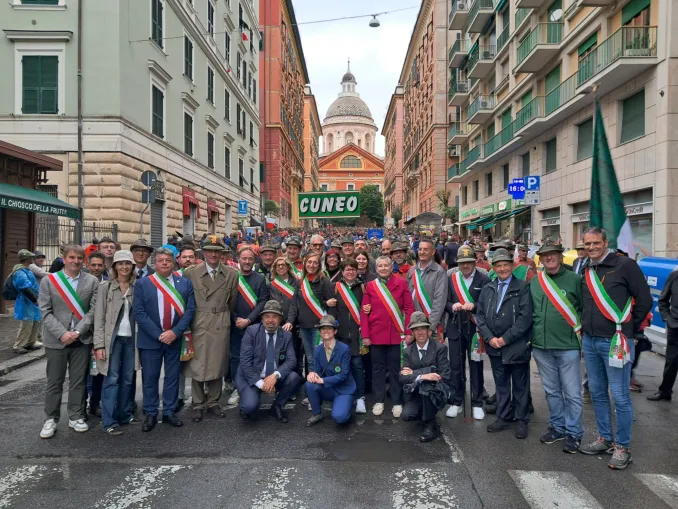 Bra protagonista all’Adunata nazionale degli alpini di Genova