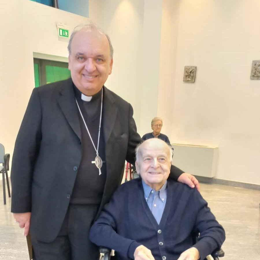 Addio a don Italo Vignola, fondatore della parrocchia del Divin Maestro e parroco a Corneliano 1