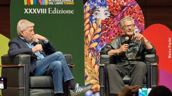 Salone del libro: appalusi e risate per Fiorello e Aldo Grasso tra nostalgia della grande Tv e gag con la traduttrice Lis 3