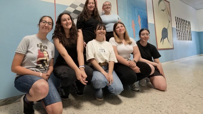 Novità all'istituto Piera Cillario Ferrero: inaugurata la mostra d'arte e il laboratorio di informatica intitolato a Lavelli 4