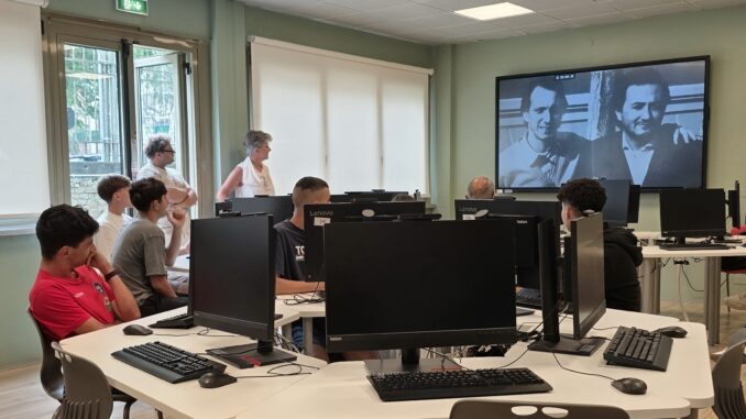 Novità all'istituto Piera Cillario Ferrero: inaugurata la mostra d'arte e il laboratorio di informatica intitolato a Lavelli 5