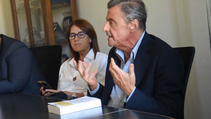 L'INTERVISTA Carlo Calenda: «Puntiamo a una proposta centrista. Vannacci? È l'ultimo dei populisti, un qualunquista paravento»