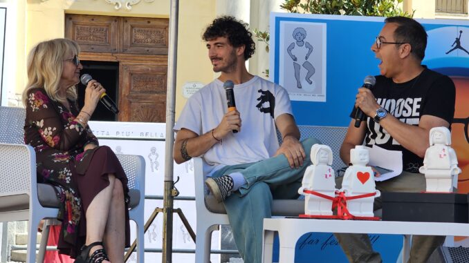 Sport, amicizia e solidariet&agrave;: a Canale va in scena la partita pi&ugrave; bella del mondo