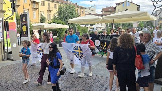 Alba ospita il Giro d'Italia per la Pace 1