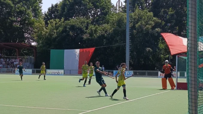 Hockey prato / Hc Bra in campo contro Amsicora Cagliari pregustando la festa scudetto