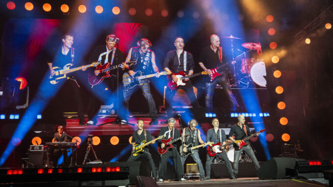 Ligabue: Torino pronta ad accendere la notte di “Certe notti”