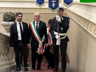Pellegrinaggio da Vicoforte ad Alba: la comunit&agrave; vicese accolta in Municipio dal sindaco 4