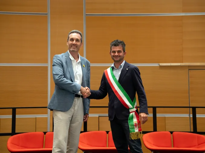 Fiab migliora la pagella delle ciclabili albesi e assegna alla città la bandiera con quattro smile 1