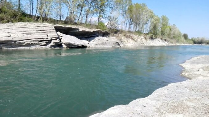 Piemonte: online il portale dei geositi, tra le eccellenze anche Rocche del Tanaro e Spiaggia dei Cristalli