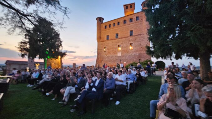 Grinzane Cavour: Chiara Galiazzo incanta il Castello [foto e video]