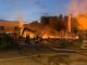 Un vasto incendio a 1